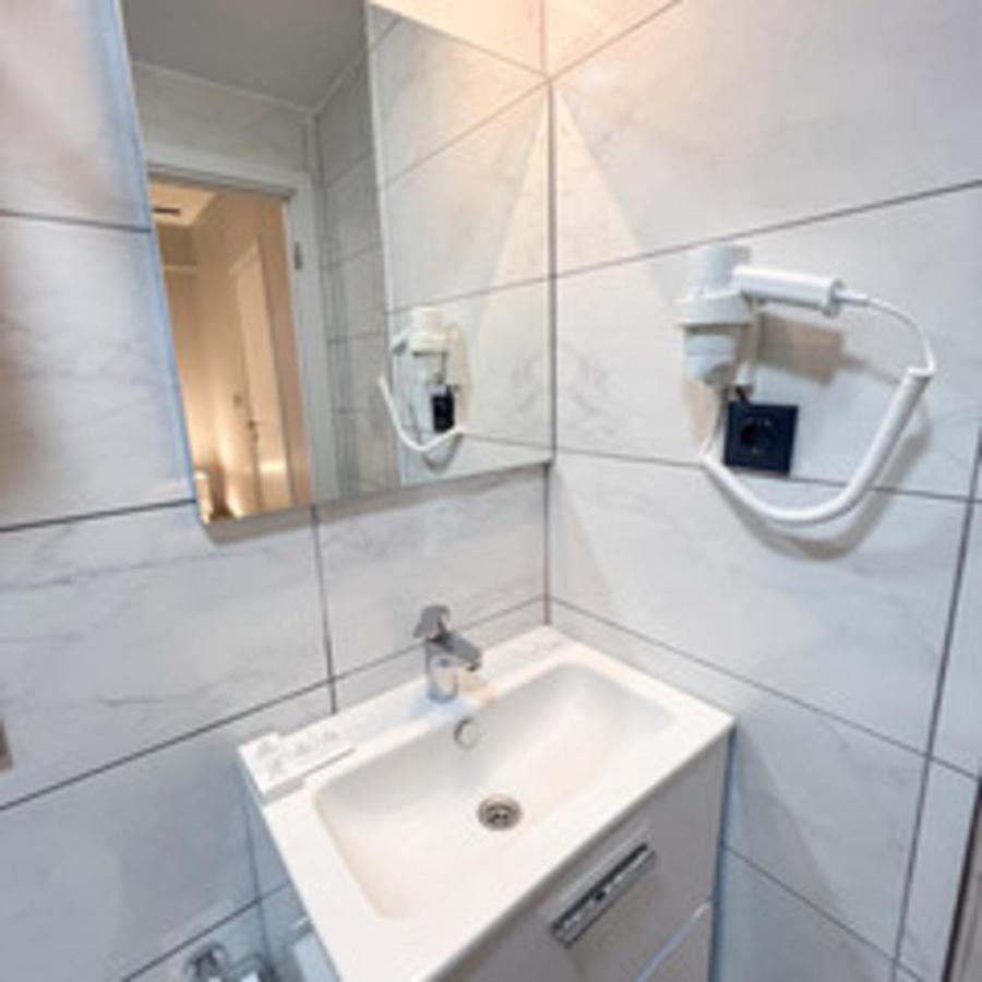 Galata Inn Hotel Истанбул Екстериор снимка